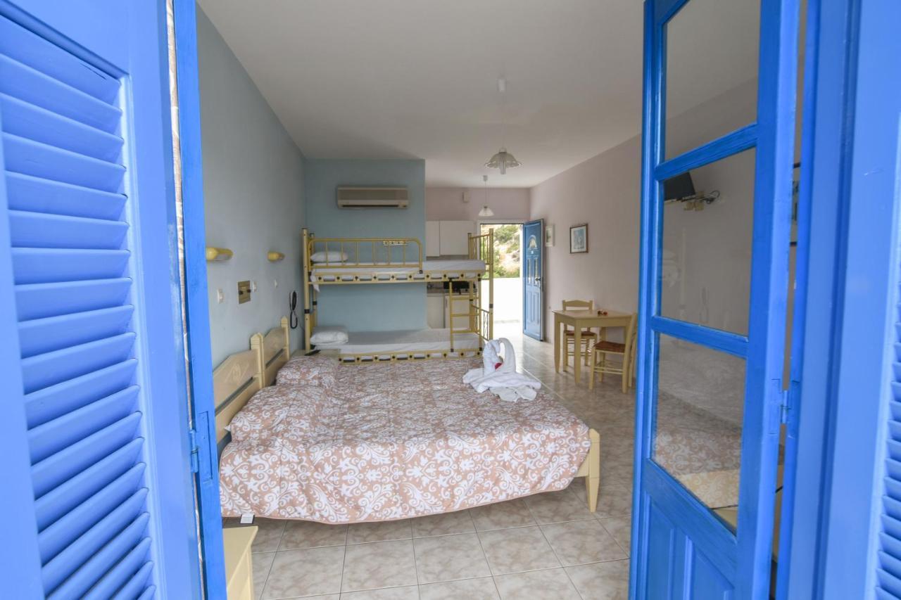 Vardes Hotel Studios Amoopi Exterior photo