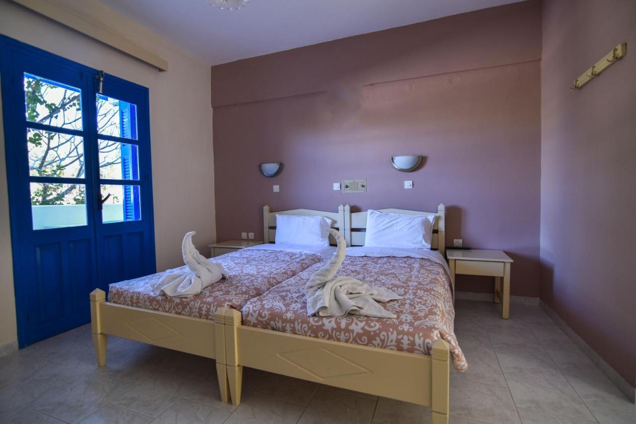 Vardes Hotel Studios Amoopi Exterior photo