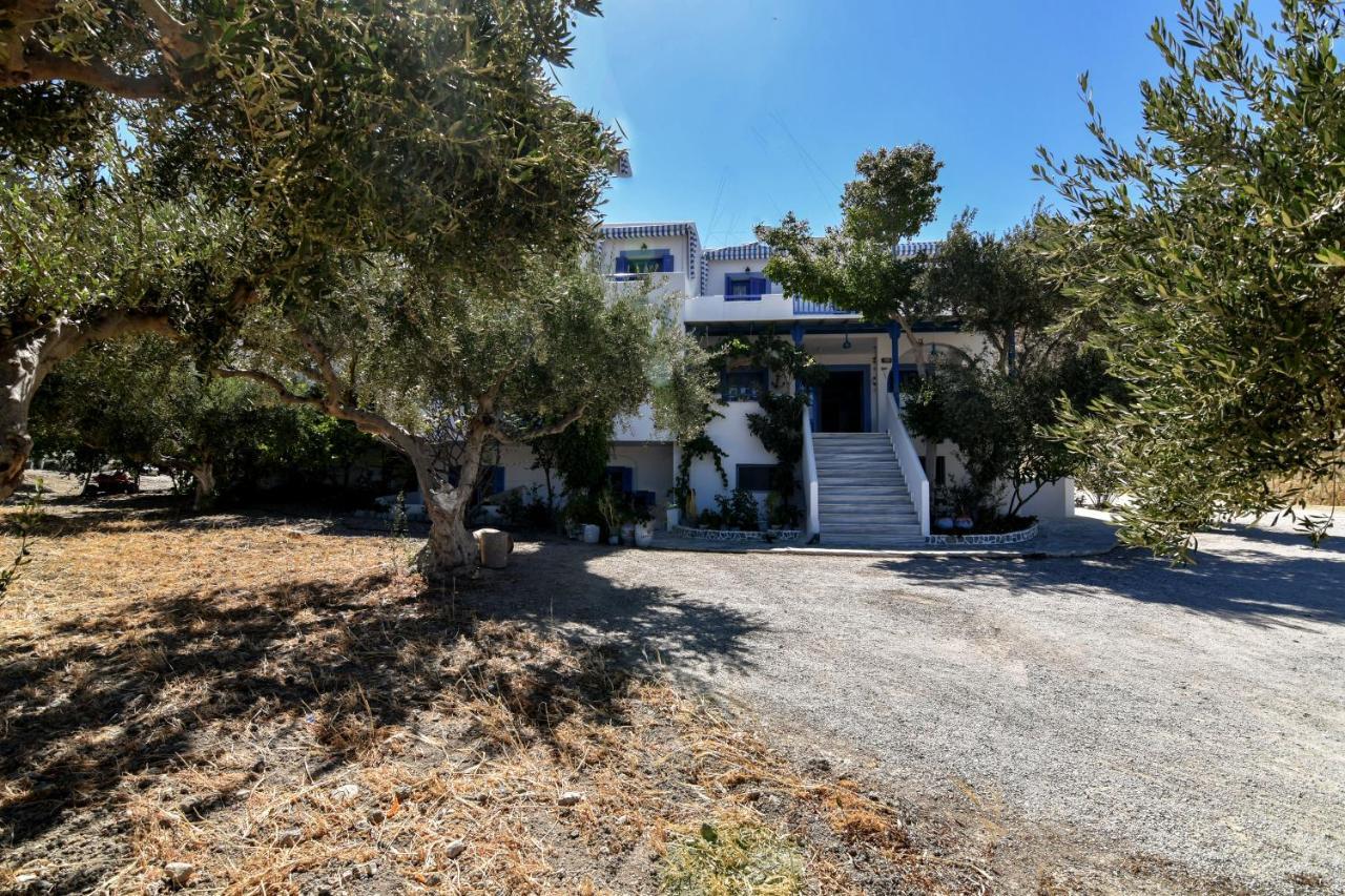 Vardes Hotel Studios Amoopi Exterior photo