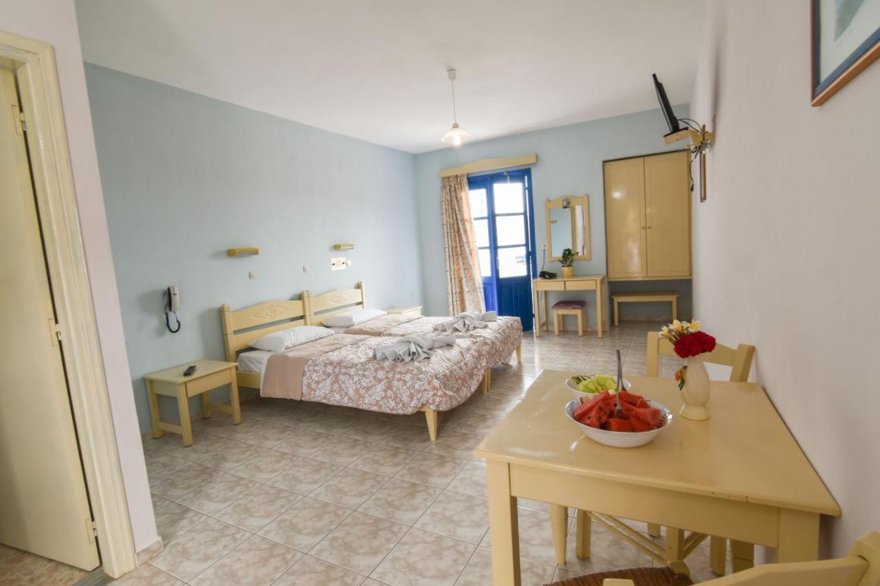 Vardes Hotel Studios Amoopi Exterior photo